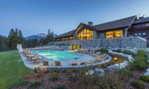 Best Hotels in Jasper National Park; best hotel in jasper national park; 